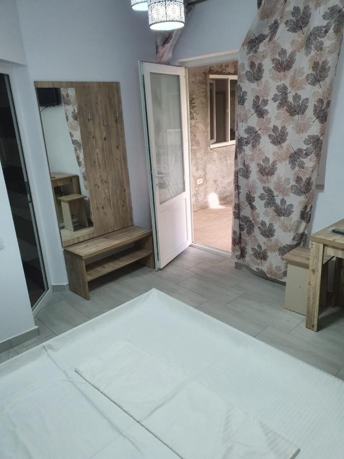 Hotel Zapp House Costinesti Esterno foto