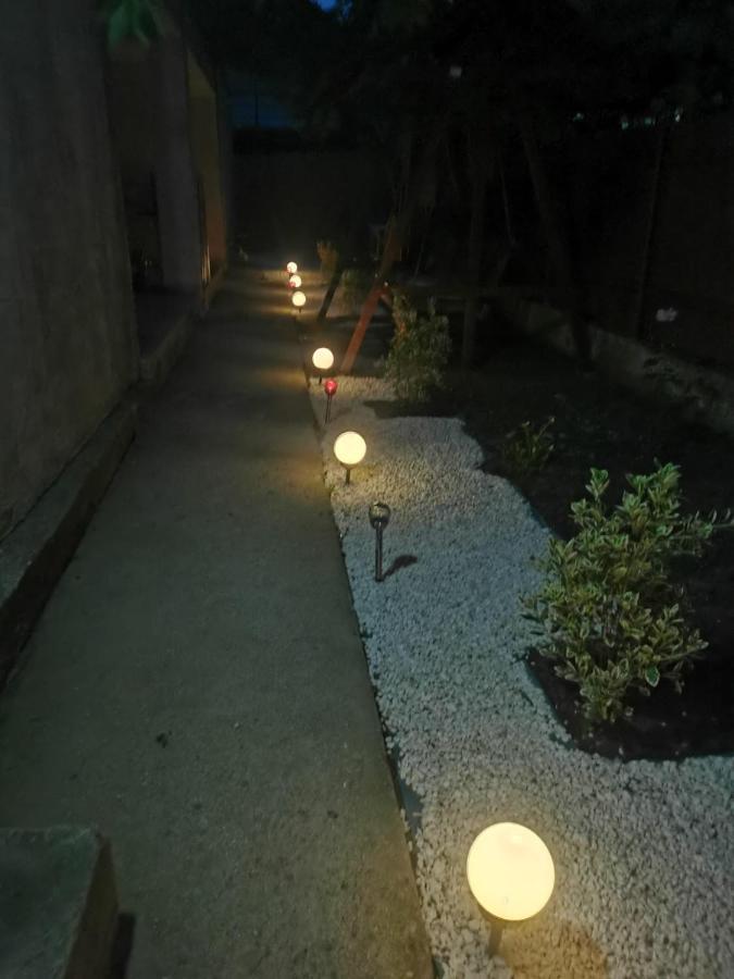 Hotel Zapp House Costinesti Esterno foto
