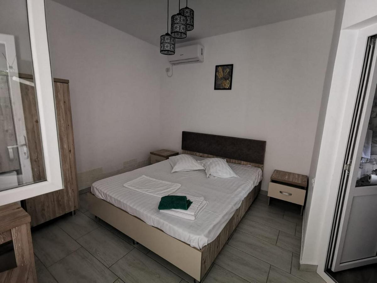 Hotel Zapp House Costinesti Esterno foto