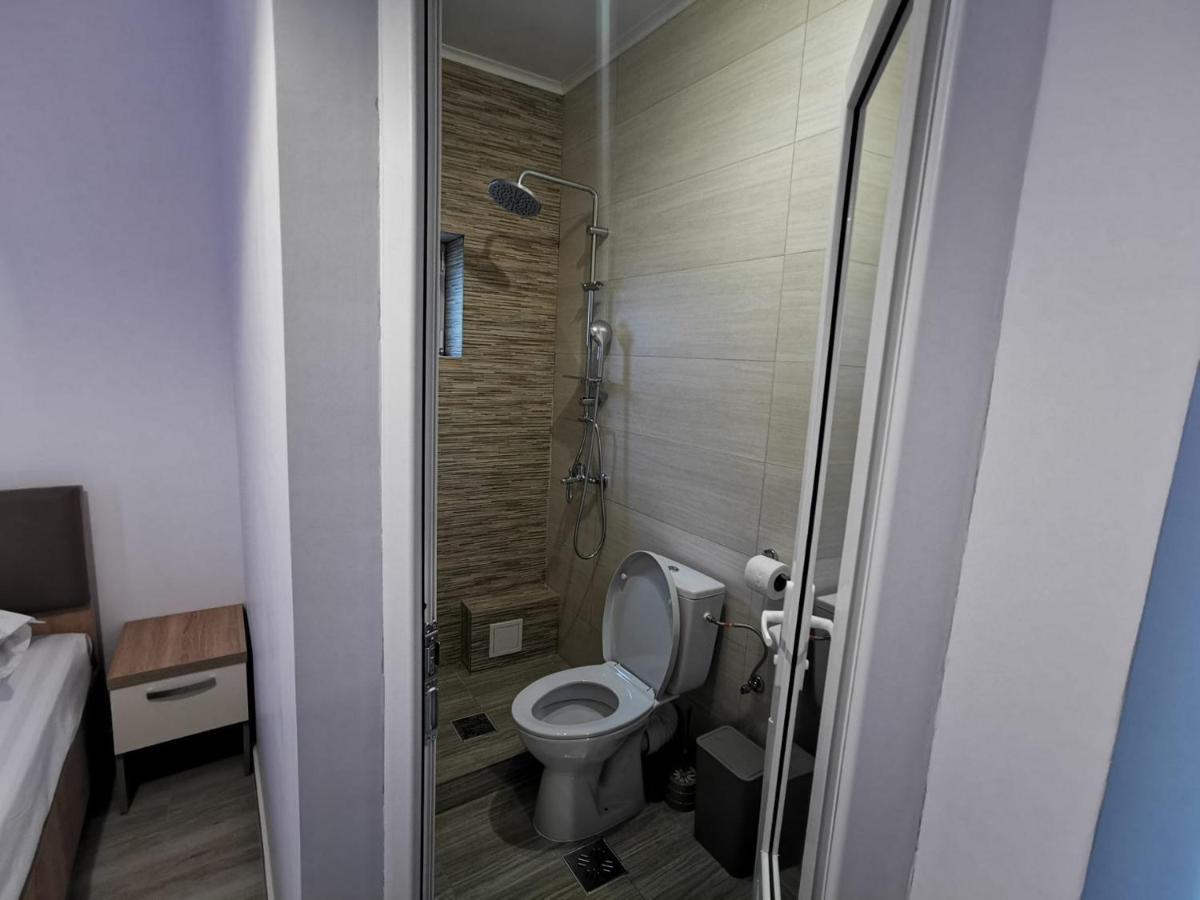 Hotel Zapp House Costinesti Esterno foto